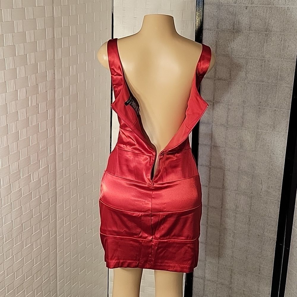 BISOU BISOU SQUARE NECKLINE SLEEVELESS PENCIL DRESS - Picture 9 of 13